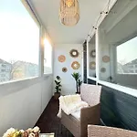 Regency - Exklusive Zentrale 45m2 Mit Balkon, Wifi Und Netflix Apartmán Hannover